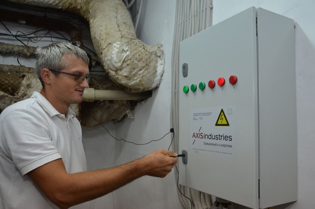 В домах Харькова устанавливают тепловые счетчики с системой погодного ...?